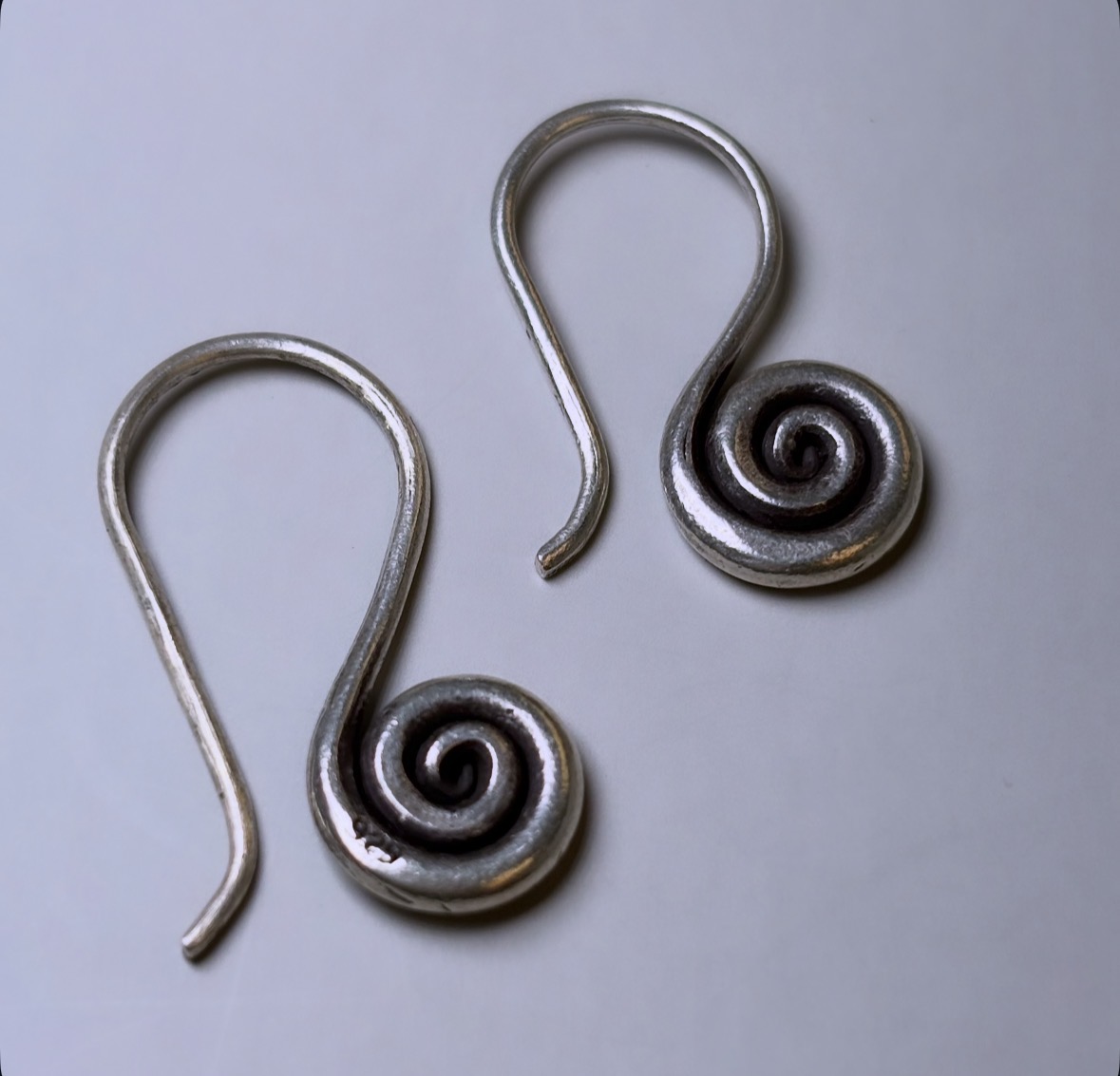 SILVER COIL EARRINGS - Image 3